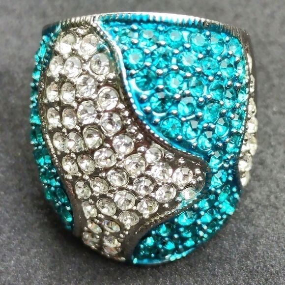 Big Aqua and Crystal Rhinestone Silver Ring sz8 - Picture 2 of 6